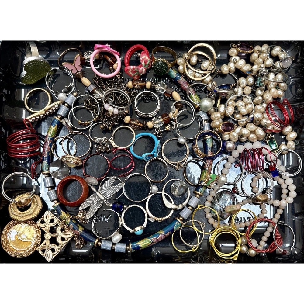 Vintage & Modern Junk Jewelry Lot Craft Costume Miscellaneous As Is